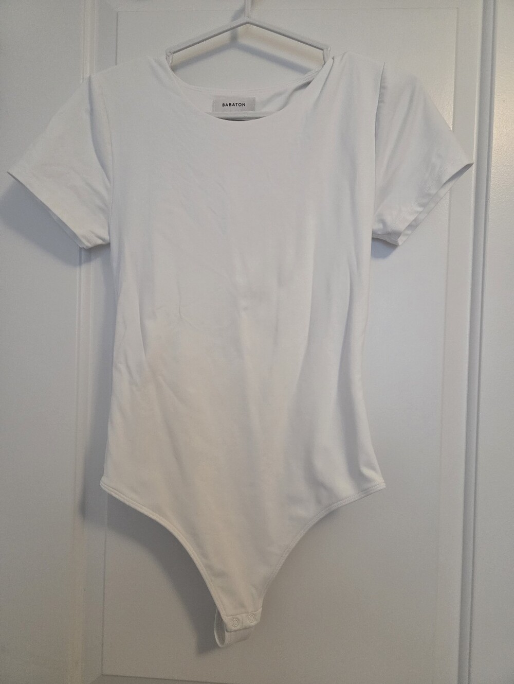 Babaton Contour Crew Short sleeve Bodysuit - Medium
